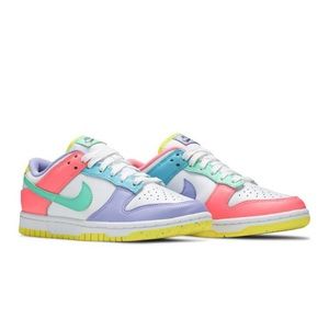 New Nike Women’s Dunk Low SE Candy